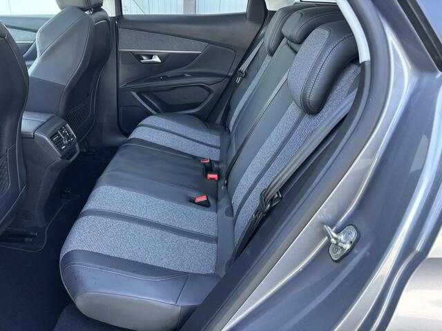 Peugeot 3008 1.2 PureTech Allure Automaat [ panodak,fm navi,camera,lmv,ecc,trekhaak ]