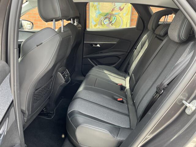 Peugeot 3008 HYbrid 225 Allure Pack Business | Camera | Carplay/Android auto |