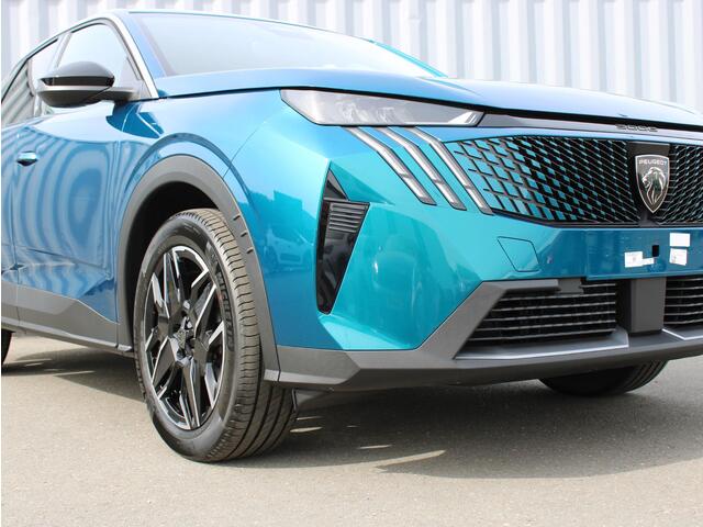 Peugeot 3008 1.2 Hybrid 145 Allure Navigation Pack / Seats Pack