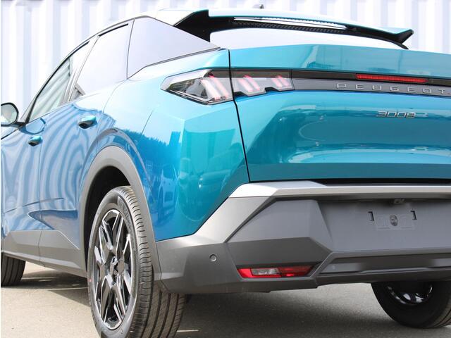 Peugeot 3008 1.2 Hybrid 145 Allure Navigation Pack / Seats Pack