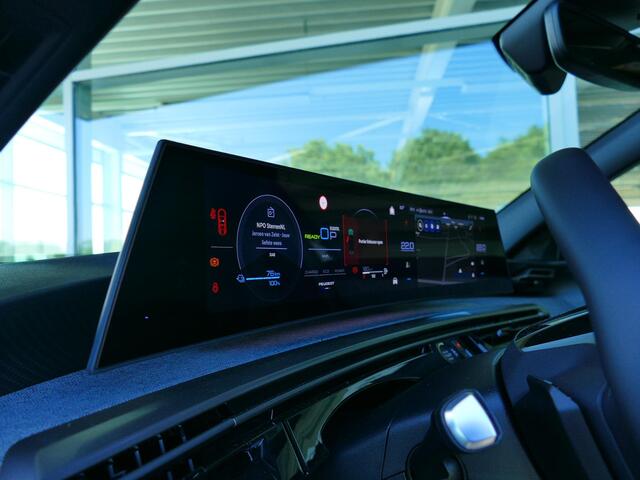 Peugeot 3008 1.2 plug-in Hybrid 195 Allure | VOORRAAD | 360 Vision & Drive Assist Pack | Afneembare trekhaak | Seat Pack | Full Option