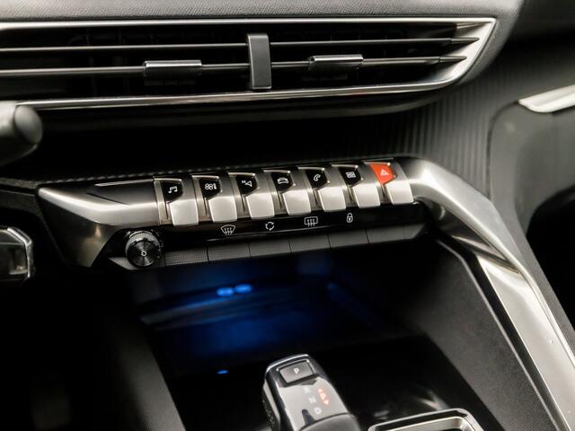 Peugeot 3008 1.2 PureTech Sport Automaat (APPLE CARPLAY, GROOT NAVI, 360 CAMERA, CLIMATE, SPORTSTOELEN, LANE ASSIST, CRUISE, NIEUWSTAAT)