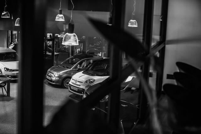Peugeot 3008 1.2 PureTech Premium Sport (PANORAMADAK, APPLE CARPLAY, MEMORY SEATS, STOELVERWARMING, LEDER, FOCAL AUDIO, SPORTSTOELEN, KEYLESS, LED KOPLAMPEN, GETINT GLAS, NIEUWE APK, NIEUWSTAAT)