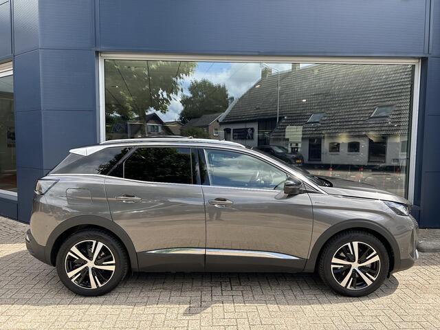 Peugeot 3008 1.6 HYbrid 225 GT | Slechts 13800 KM Gereden | Automaat | Panorama Schuif-/Kanteldak | All Season banden | Afneembare Trekhaak 13 polig 1250KG | Navigatie | Camera | Adaptieve Cruise Control | Hoge Zitpositie | Climate Control | LED Verlichting | Keyless 