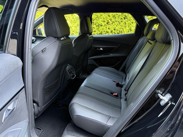 Peugeot 3008 1.2 PureTech 130pk Allure Pack Business l ACC l BLIS l CAMERA l ECC l LED l NAVI l 13.000km