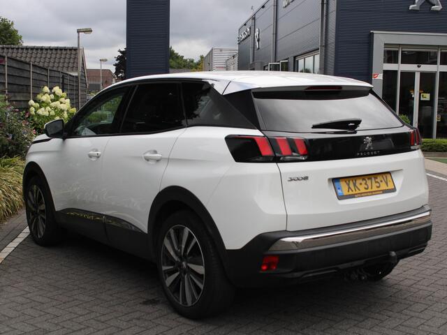 Peugeot 3008 Allure 1.2 PureTech 130PK Trekhaak, AppleCarPlay/AndroidAuto Navigatie, Lichtmetalen velgen, Parkeerhulp voor & achter