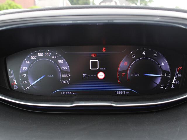Peugeot 3008 Allure 1.2 PureTech 130PK Trekhaak, AppleCarPlay/AndroidAuto Navigatie, Lichtmetalen velgen, Parkeerhulp voor & achter