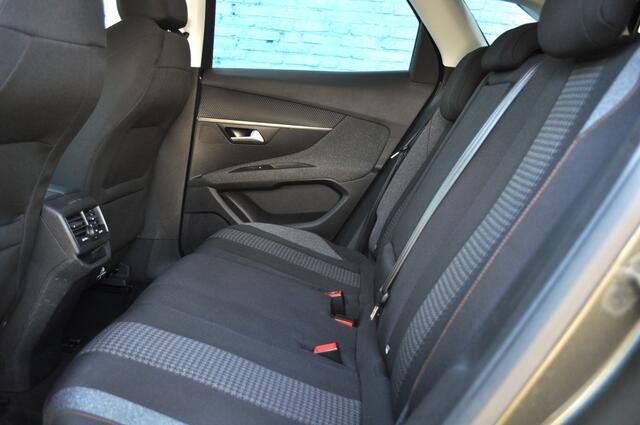 Peugeot 3008 1.2 Active P.Bns Autom. pdc Lmv egtg