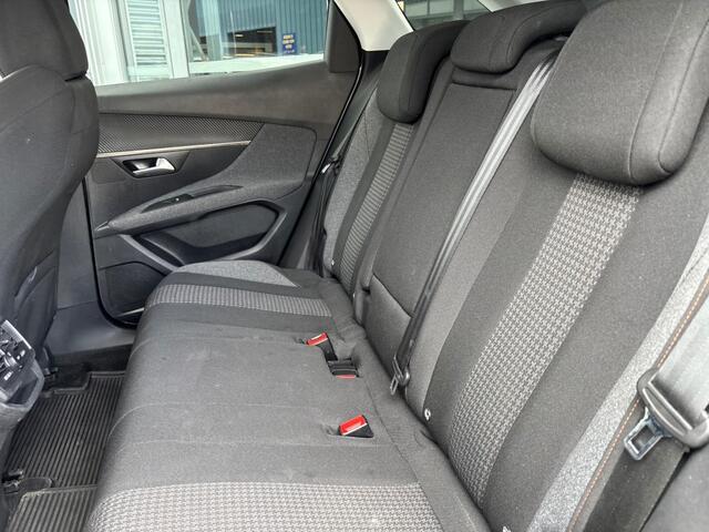 Peugeot 3008 1.2 PURETECH ACTIVE 130PK NAVI PDC-CAMERA LMV VIRTUAL