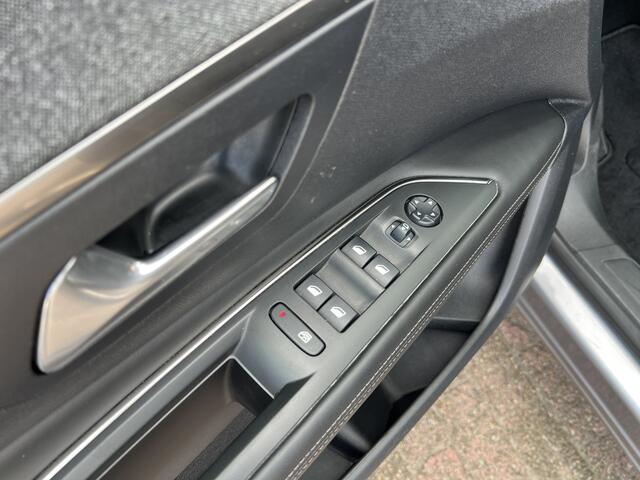 Peugeot 3008 1.6 e-THP GT Line