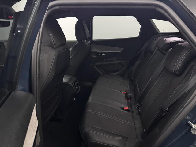 Peugeot 3008 1.2 Hybrid 136 GT Half leder, 360 Camera, Navi, Keyless start, Virtual desk, Winterpakket, Elektrische achterklep