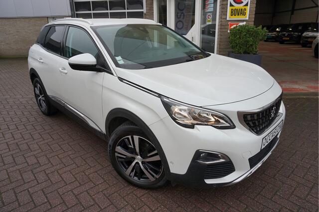 Peugeot 3008 1.2I PureTech Allure