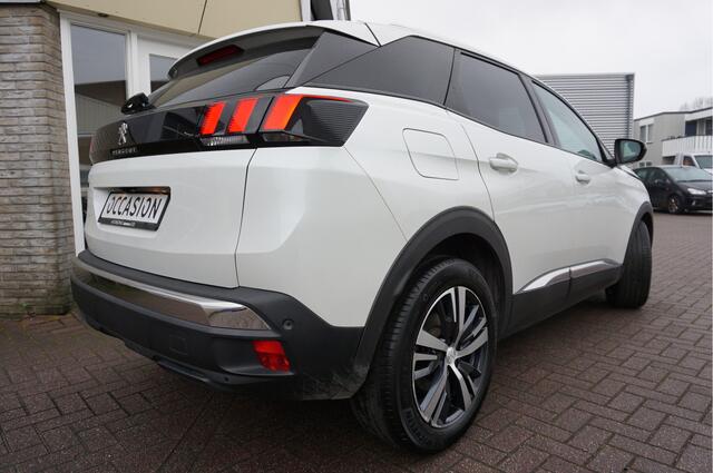 Peugeot 3008 1.2I PureTech Allure