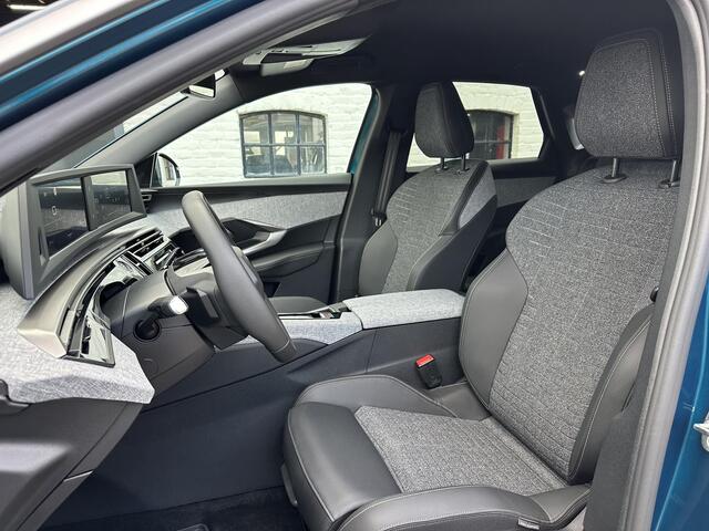 Peugeot 3008 1.2 Hybrid 145 PK Allure Automaat | 2025 Demonstratieauto | Trekhaak Afneembaar 1200 KG | Navigatie via Telefoon | Keyless Entry | AGR Stoel met Stoelverwarming | Camera | Climate Control | LED Verlichting | Cruise Control | Parkeersensoren | 19" Lichtmet