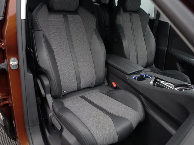 Peugeot 3008 1.2 PureTech Allure Aut- 360 Camera, CarPlay, Android Auto, Xenon Full Led, Sfeerverlichting, Lane Assist