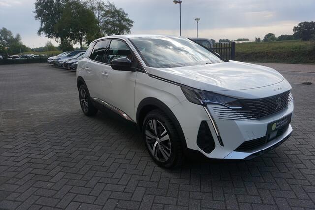 Peugeot 3008 1.2 PURETECH AUTOMAAT ALLURE LUXE NIEUW MODEL KEURIGE NETTE STAAT AFN.TREKHAAK 4X NIEUWE ALL SEASON BANDEN CAMERA NAVI ANDROID-APPLECARPLAY NAVI CLIMA CRUISE BLUETOOTH PDC V+A FULL LED 18INCH ENZ...