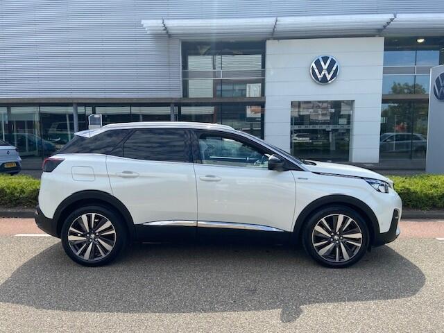 Peugeot 3008 1.2 PureTech GT Line / Navi / Panoramadak / Carplay