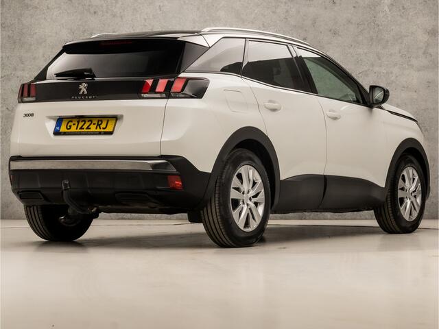 Peugeot 3008 1.2 PureTech Sport (APPLE CARPLAY, PARELMOER, GROOT NAVI, 360 CAMERA, ADAPTIVE CRUISE, SPORTSTOELEN, GETINT GLAS, TREKHAAK, NIEUWE APK, NIEUWSTAAT)