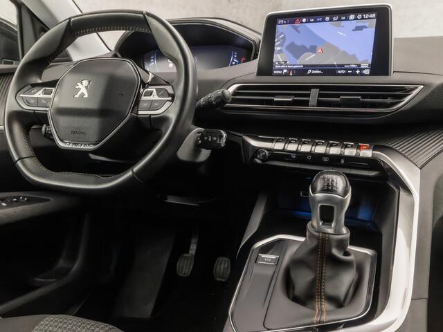 Peugeot 3008 1.2 PureTech Sport (APPLE CARPLAY, PARELMOER, GROOT NAVI, 360 CAMERA, ADAPTIVE CRUISE, SPORTSTOELEN, GETINT GLAS, TREKHAAK, NIEUWE APK, NIEUWSTAAT)