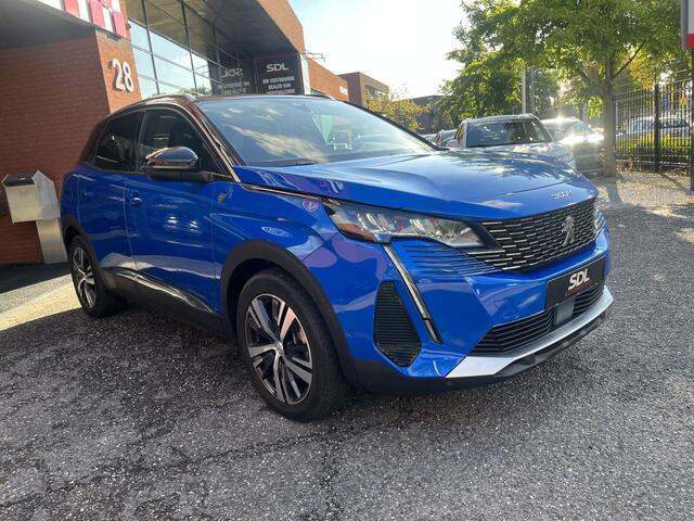 Peugeot 3008 1.6 HYbrid 225 Road Trip // LED // KEYLESS // DODEHOEK // HALF LEDER // CAMERA+SENSOREN // NAVI+CARPLAY //