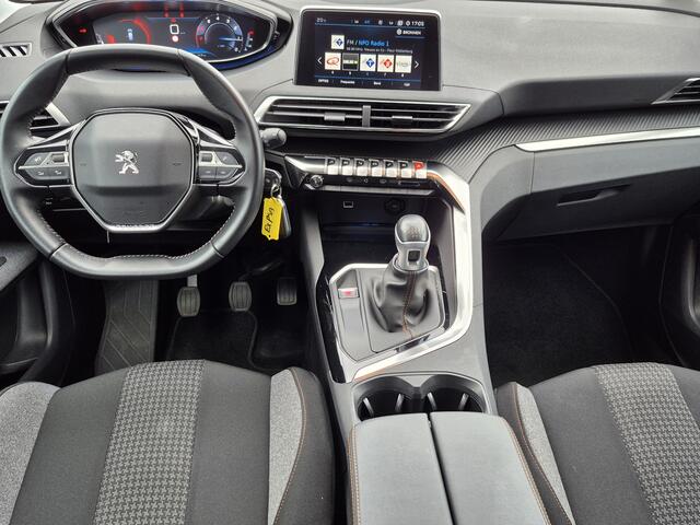 Peugeot 3008 1.2 PureTech Blue Lease Executive | Navigatie | Camera | Draadloze Telefoonlader | Lichtmetalen Velgen | Parelmoer Lak |