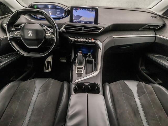 Peugeot 3008 1.2 PureTech GT-Line Sport Automaat (APPLE CARPLAY, GROOT NAVI, PARELMOER, 360 CAMERA, TREKHAAK, LEDER, SPORTSTOELEN, KEYLESS, GETINT GLAS, LED KOPLAMPEN, NIEUWSTAAT)