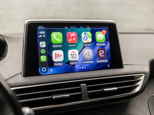 Peugeot 3008 1.2 PureTech GT-Line Sport Automaat (APPLE CARPLAY, GROOT NAVI, PARELMOER, 360 CAMERA, TREKHAAK, LEDER, SPORTSTOELEN, KEYLESS, GETINT GLAS, LED KOPLAMPEN, NIEUWSTAAT)