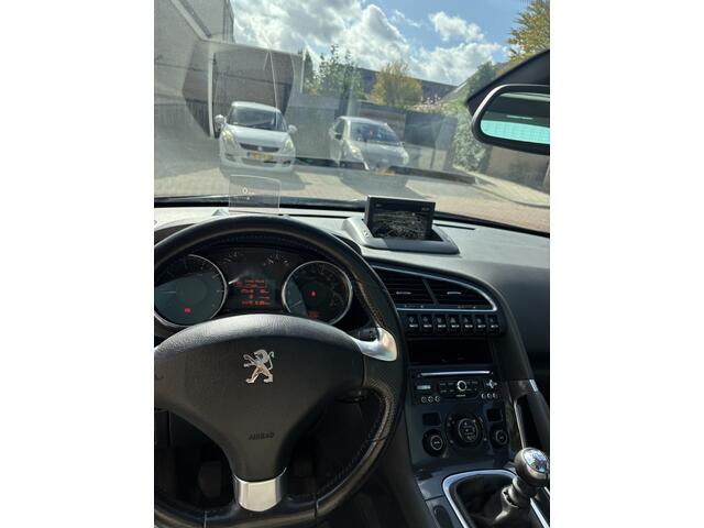 Peugeot 3008 1.2 Benzine Allure Pano HUD 148Dkm