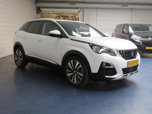 Peugeot 3008 1.2 PT BL Prem Av