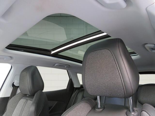 Peugeot 3008 1.2 PT BL Prem Av