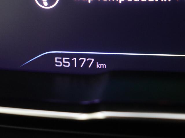 Peugeot 3008 1.6 HYbrid 225PK GT | Schuif/kantel dak | Comfort stoelen | Adaptive cruise | Black Pack |