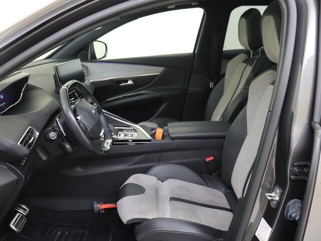 Peugeot 3008 1.6 HYbrid 225PK GT | Schuif/kantel dak | Comfort stoelen | Adaptive cruise | Black Pack |