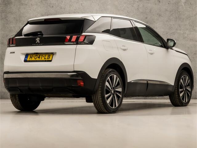 Peugeot 3008 1.2 PureTech Premium Sport (APPLE CARPLAY, GROOT NAVI, LEDER, KEYLESS, SPORTSTOELEN, 360 CAMERA, SFEERVERLICHTING, GETINT GLAS, LANE ASSIST, NIEUWE APK, NIEUWSTAAT)