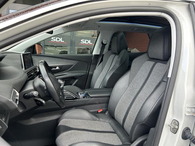 Peugeot 3008 1.2 PureTech Allure // NAVI + CARPLAY // PANO/SCHUIFKANTELDAK // LED // CAMERA // PDC V+A // KEYLESS