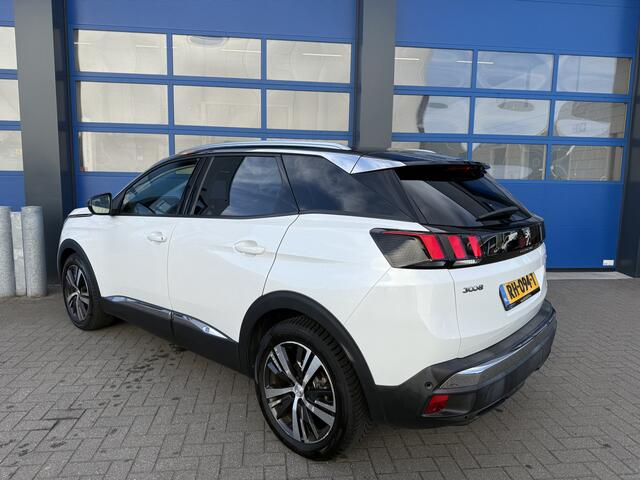 Peugeot 3008 1.2 PureTech 96kW Automaat/ Panoramadak/ Virtual cockpit/ Allure