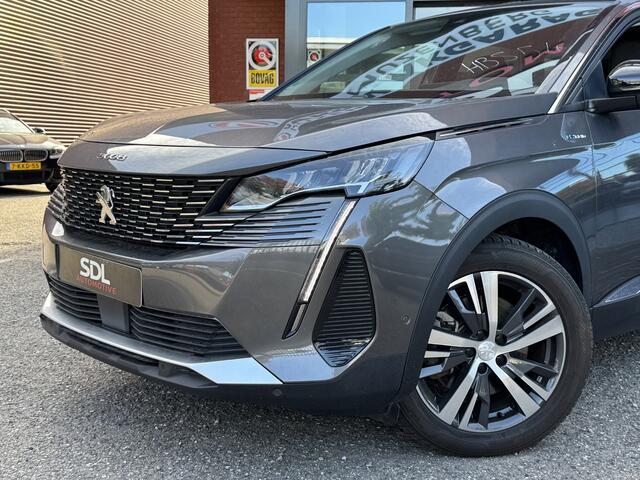 Peugeot 3008 1.6 HYbrid 225 Allure // NAVI // CLIMA // CRUISE // STOELVERWARMING // TREKHAAK //