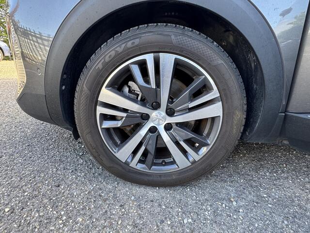 Peugeot 3008 1.6 HYbrid 225 Allure // NAVI // CLIMA // CRUISE // STOELVERWARMING // TREKHAAK //