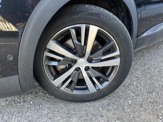 Peugeot 3008 1.6 HYbrid 225 Allure // DODEHOEK // KEYLESS // CAMERA+SENSOREN // STOELVERWARMING // AFN. TREKHAAK // NAVI+CARPLAY //