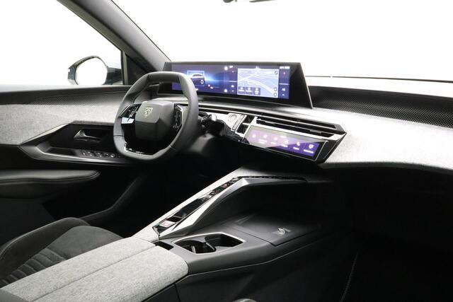 Peugeot 3008 e-3008 GT Avantage 73 kWh 210 PK | 100% Elektrisch | 360 vision & Drive Assist Pack | Panoramisch schuifdak Pack | Camera | Elektrisch bedienbare achterklep | Nieuw uit voorraad leverbaar