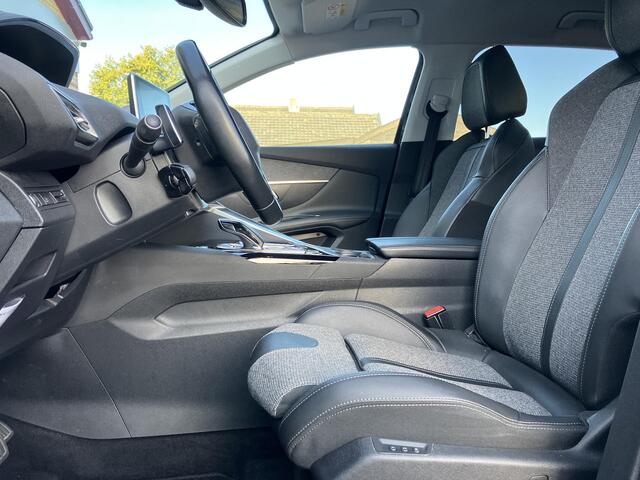Peugeot 3008 1.2 PureTech Premium | Trekhaak | Elektr. stoelen | 12 mnd garantie | NAP