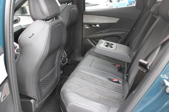 Peugeot 3008 1.6 HYbrid 225PK GT PACK BUSINESS | AFNEEMBARE TREKHAAK | COMFORT STOELEN MET MASSAGE FUNCTIE | PANORAMISCH SCHUIF/KANTEL DAK | ELEKTRISCH BEDIENBARE BESTUURDERSTOEL MET GEHEUGEN | MASSAGE FUNCTIE | STOEL VERWARMING | FOCAL AUDIO SYSTEM | AFNEEMBARE TREKH