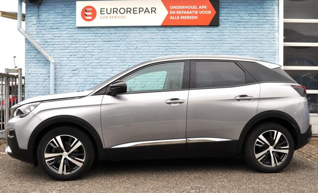 Peugeot 3008 1.2 Allure Aut schd navi pdc v+a