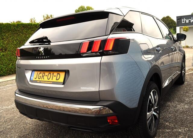 Peugeot 3008 1.2 Allure Aut schd navi pdc v+a