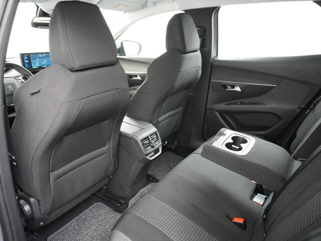 Peugeot 3008 T131PK AUT-8 NWE Model! 360­°Camera Navi Apple Carplay Android PDC 17" Ecc Cruise Control Blue Premium DAB PureTech Connected Apps Lmv Led 1e Eigenaar Dealeronderhouden Origineel Nederlandse Auto EURO6.3