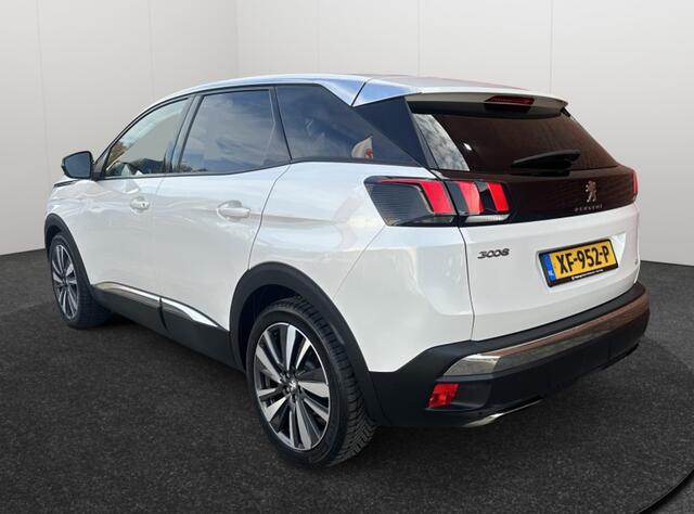 Peugeot 3008 1.2 PureTech Allure 130PK Automaat Leder Trekhaak