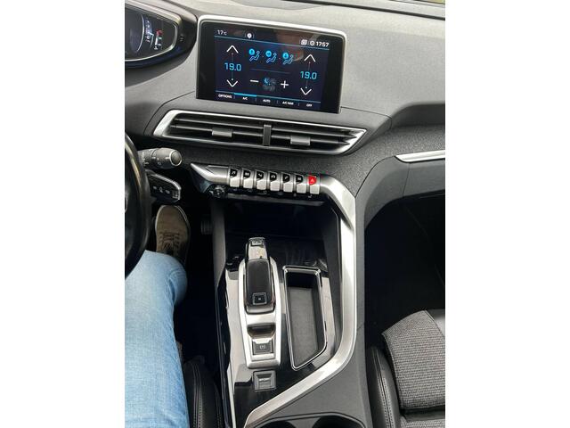 Peugeot 3008 1.2 PureTech Allure Trekhaak / Automaat / Topstaat!