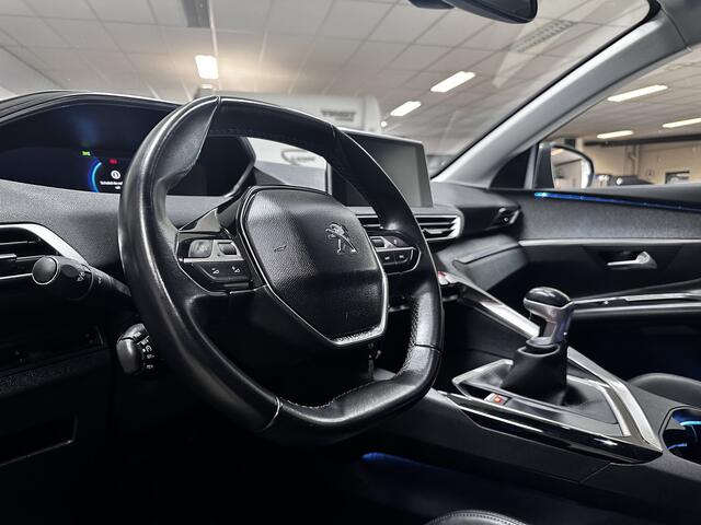 Peugeot 3008 1.2 PureTech Allure/ D-Riem verv: 71.000 KM!/ Camera/ Virtual Dash./ 19'' LMV/ Half-Leder/ Apple + Android/ Lane-Assist./ Dode-Hoek DET./ Sfeerverl./ DAB+/ Clima/ Cruise/ PDC V+A/ Extra getint glas.