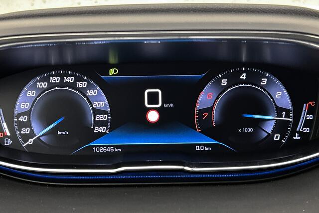 Peugeot 3008 1.2 PureTech Blue Lease Premium | Half lederen bekleding | Trekhaak