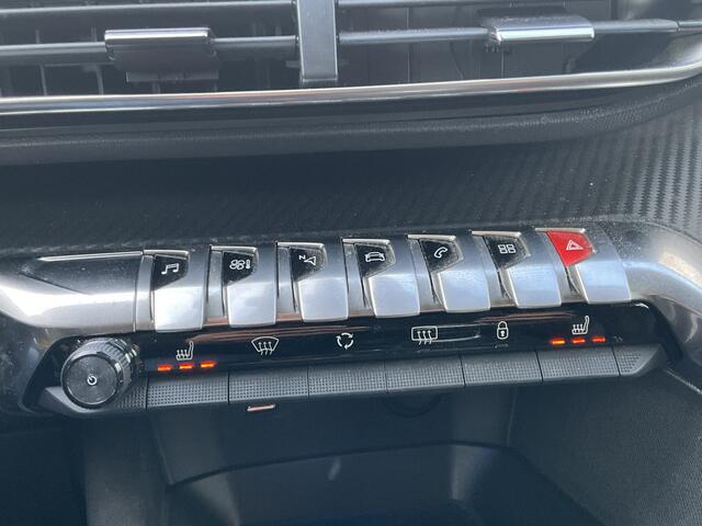 Peugeot 3008 1.2 PureTech Allure Trekhaak Cruise PDC Carplay Digitaal Clima Hoogzitter!