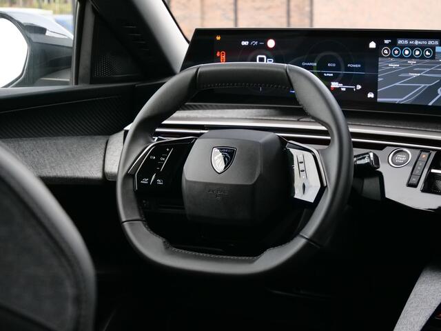 Peugeot 3008 1.2 Hybrid 136pk Allure Automaat Navigatie / Camera / 19 inch